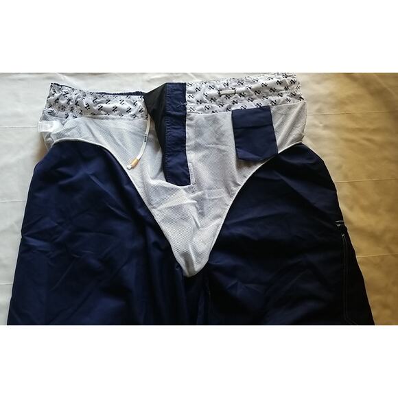 IZOD Men’s Swim Trunks With Pockets Colors Blue Swimsuit Size XL - Picture 9 of 12